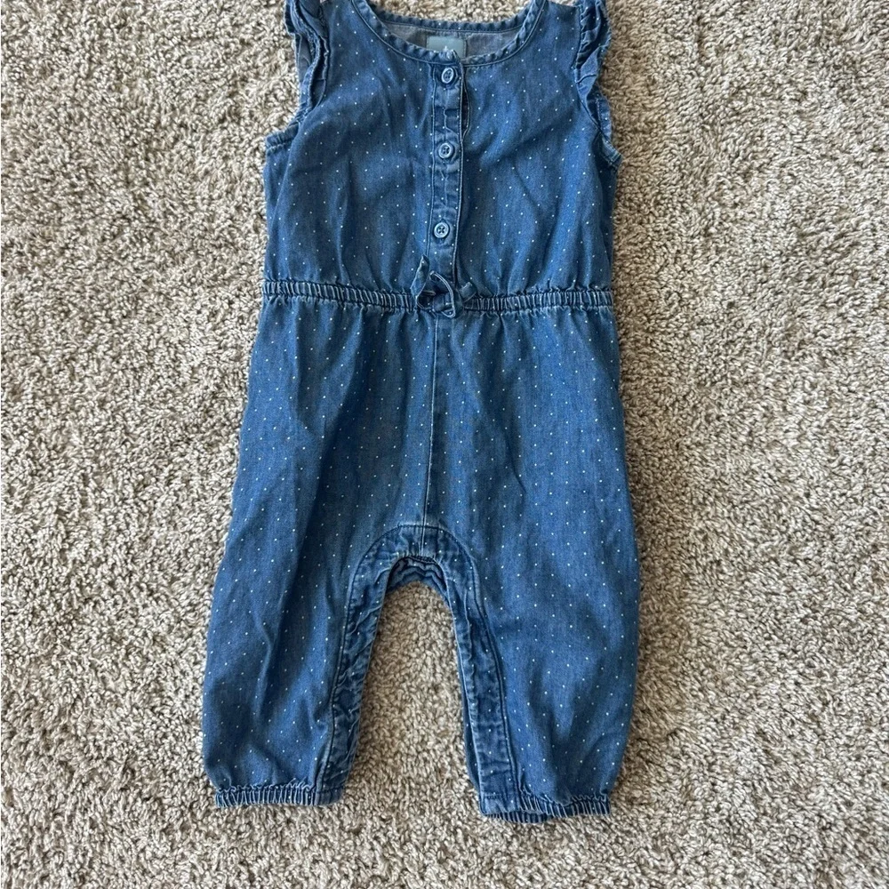 Baby Gap Chambray Polka Dot Ruffle Romper Sleeveless outfit- Size 3-6 Months